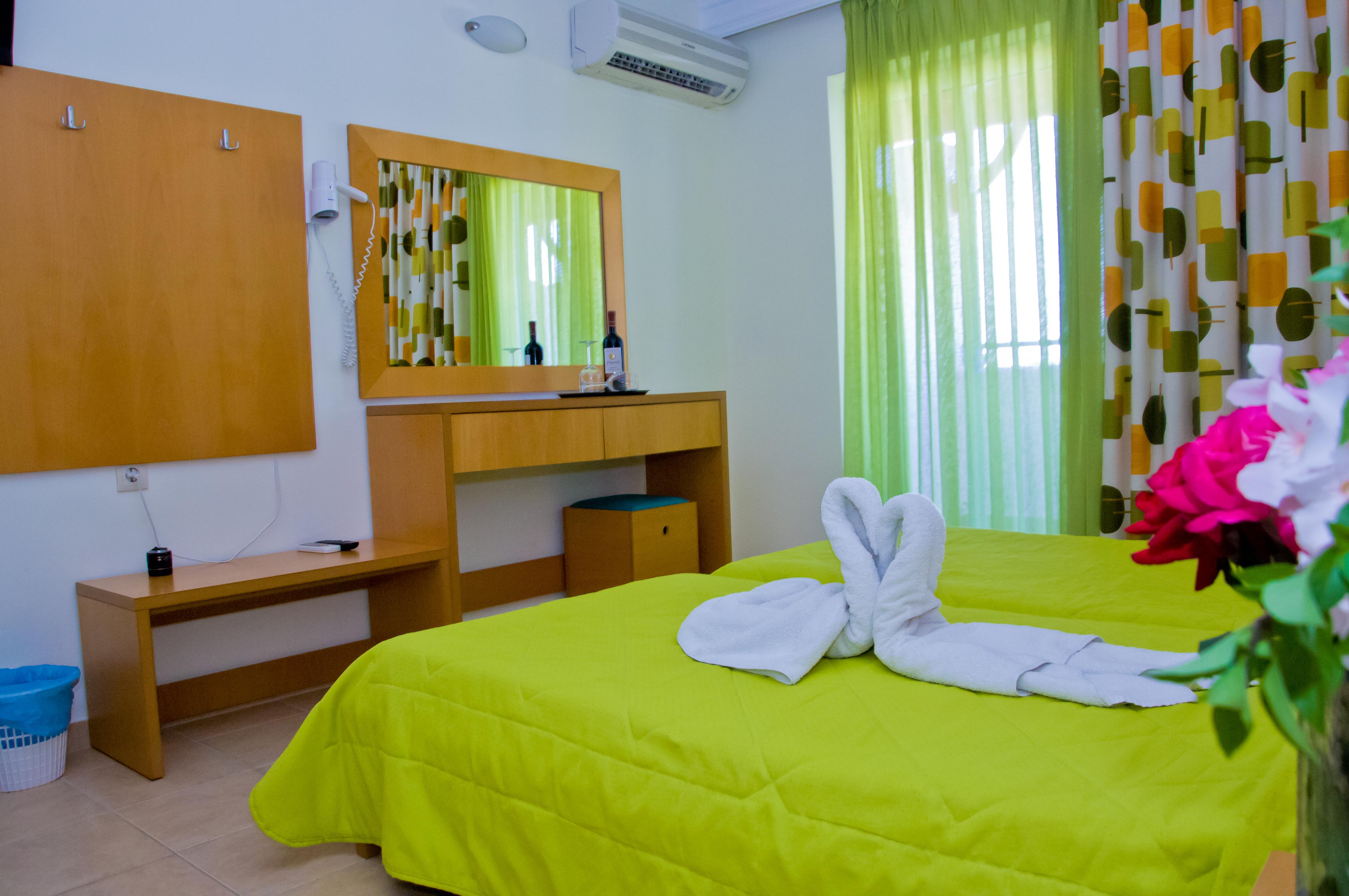 Hotel Tigaki'S Star Buitenkant foto